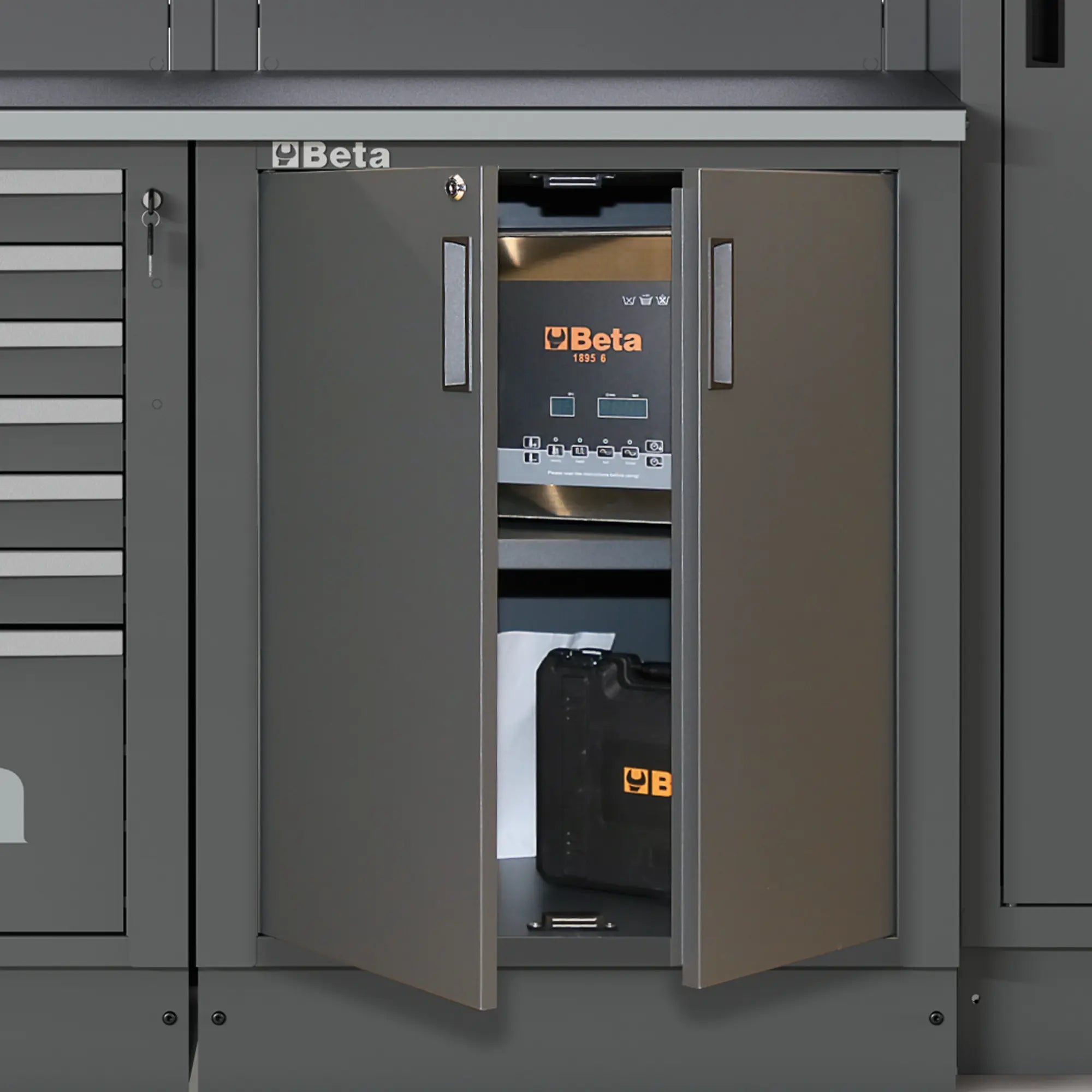 Werkstattmöbel Beta RSC50 2.0 D mit 224 kostenlosen Tools