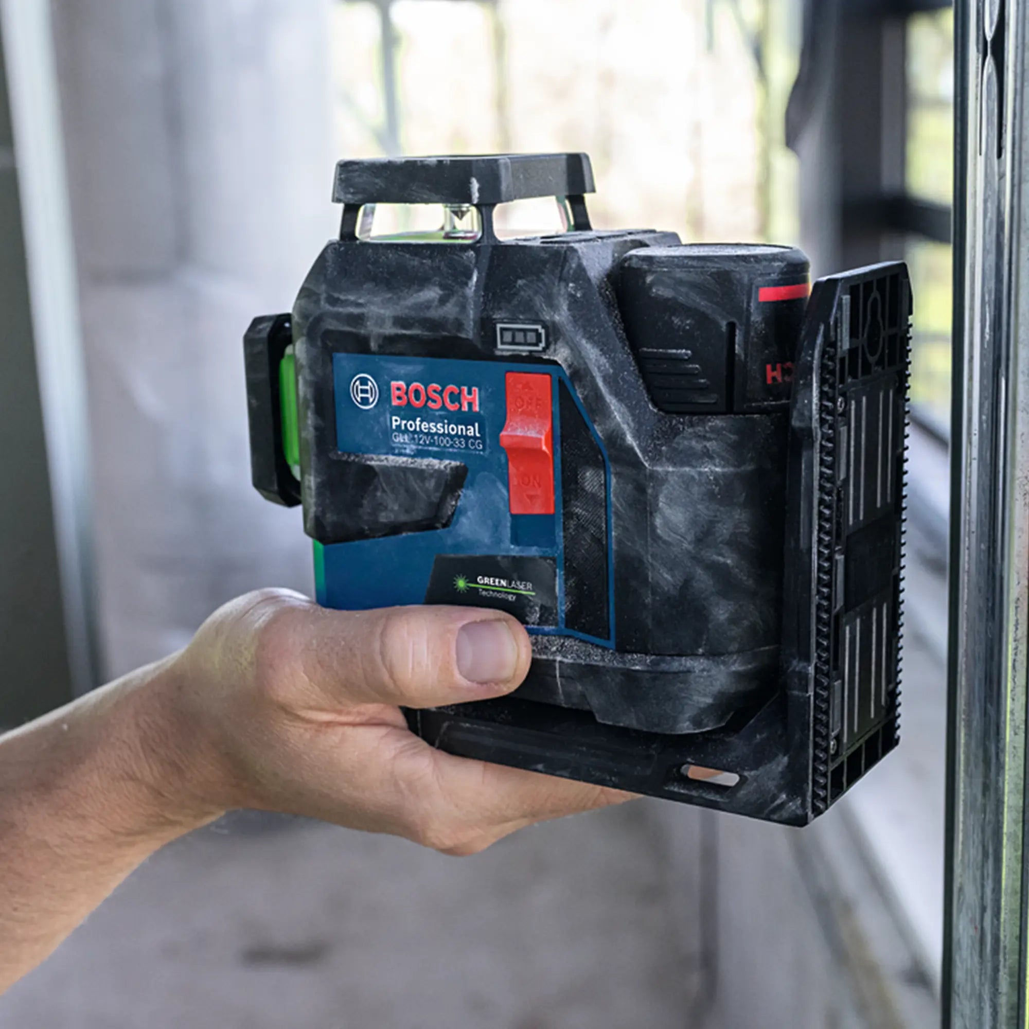 Laser-Nivelliergerät Bosch GLL 12V-100-33 CG 12V