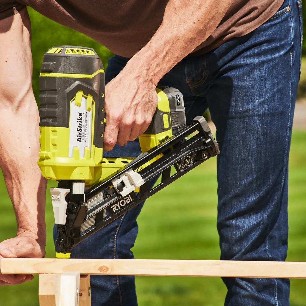 Nagler Ryobi R15GN18-0 18 V