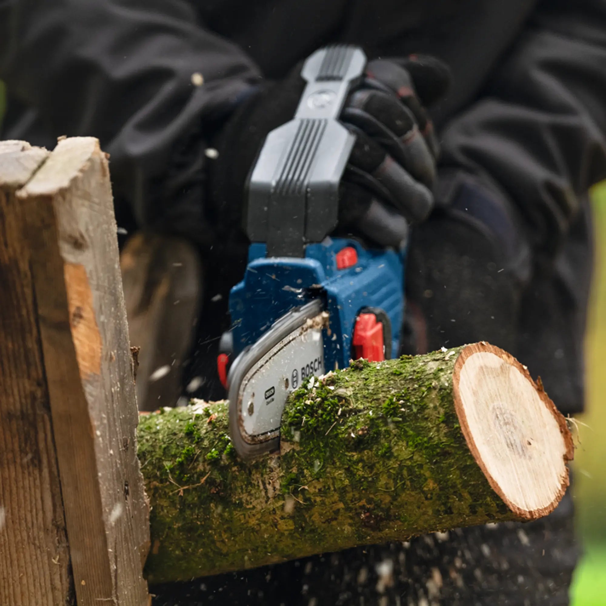 Gartenschere Bosch GKE 18V-15