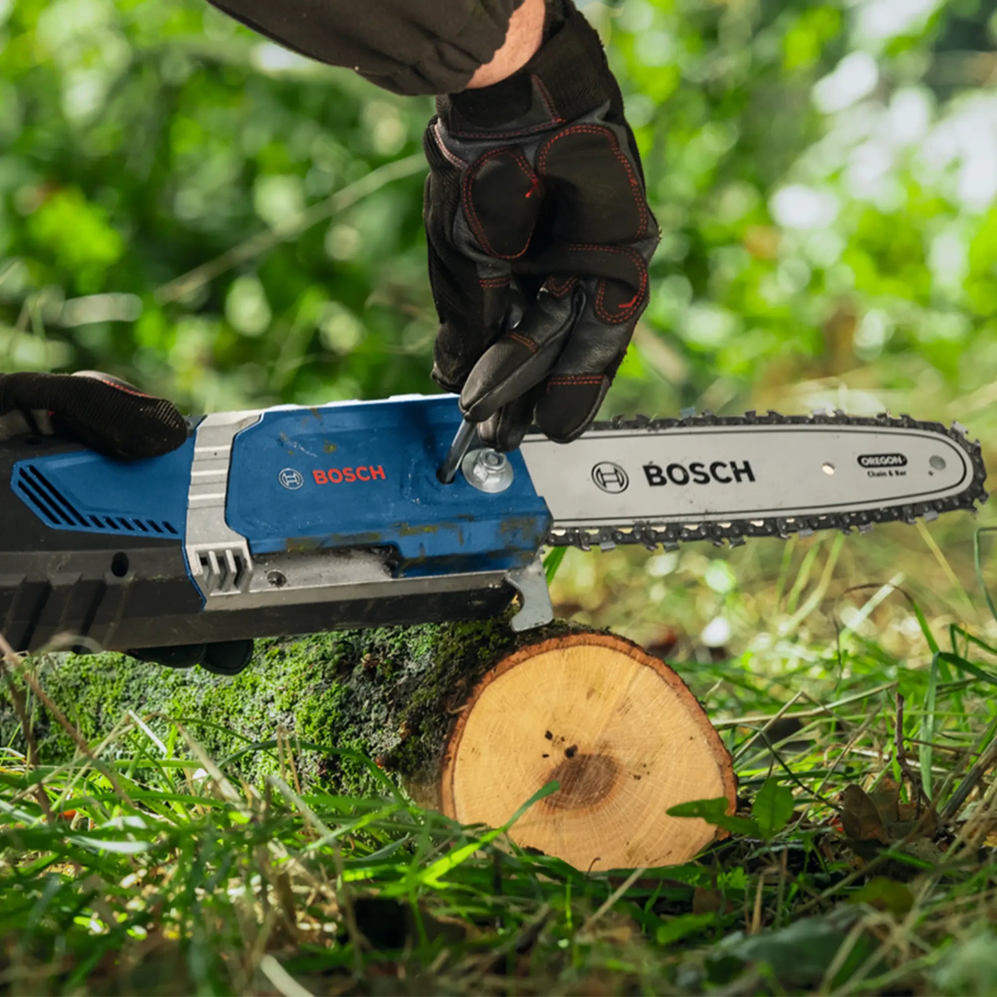 Teleskop-Gartenschere Bosch GKE 18V-25 TP