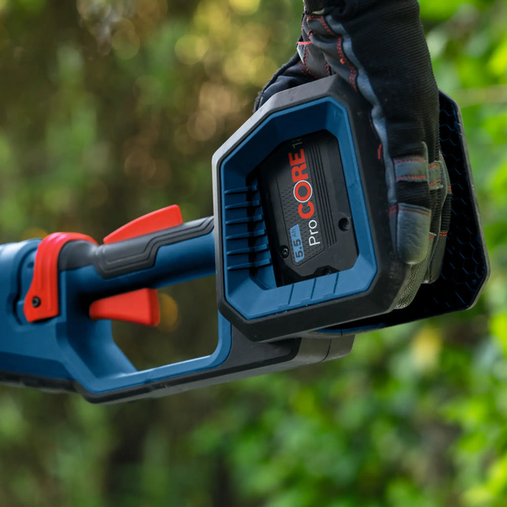 Teleskop-Gartenschere Bosch GKE 18V-25 TP