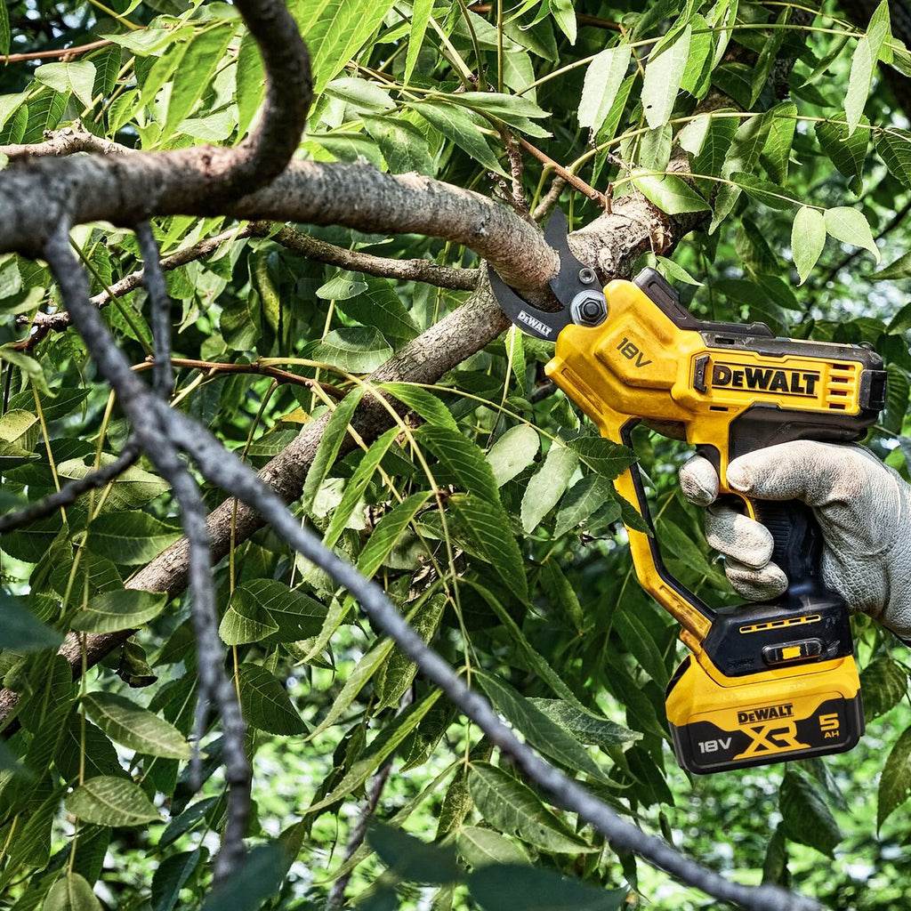 Manuelle Gartenschere Dewalt DCMPP568P1-QW 18V 5Ah