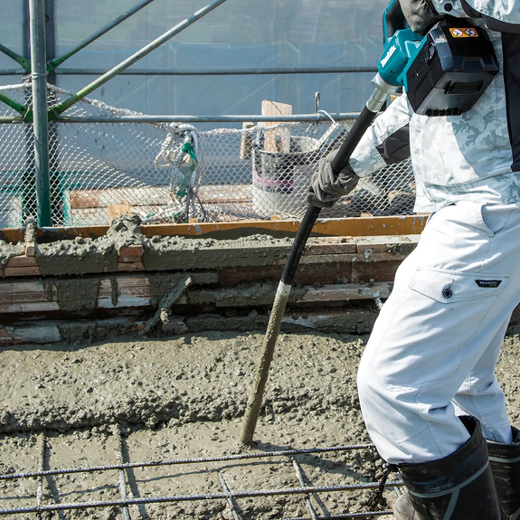 Betonrüttler Makita VR004GZ 40V