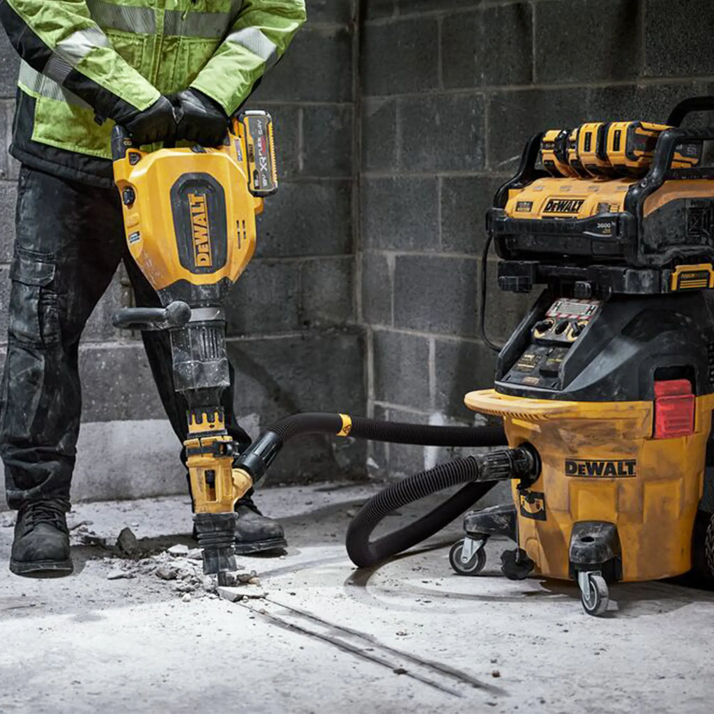Feststoff-/Flüssigstaubsauger Dewalt DWV905H-QS 1400W