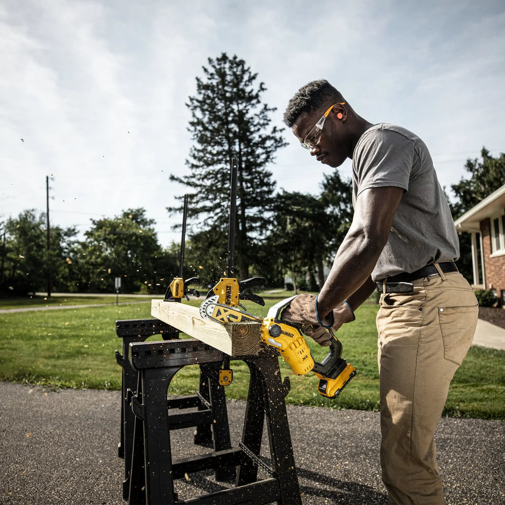 Astsäge Dewalt DCMPS520P1-QW 18V 5Ah