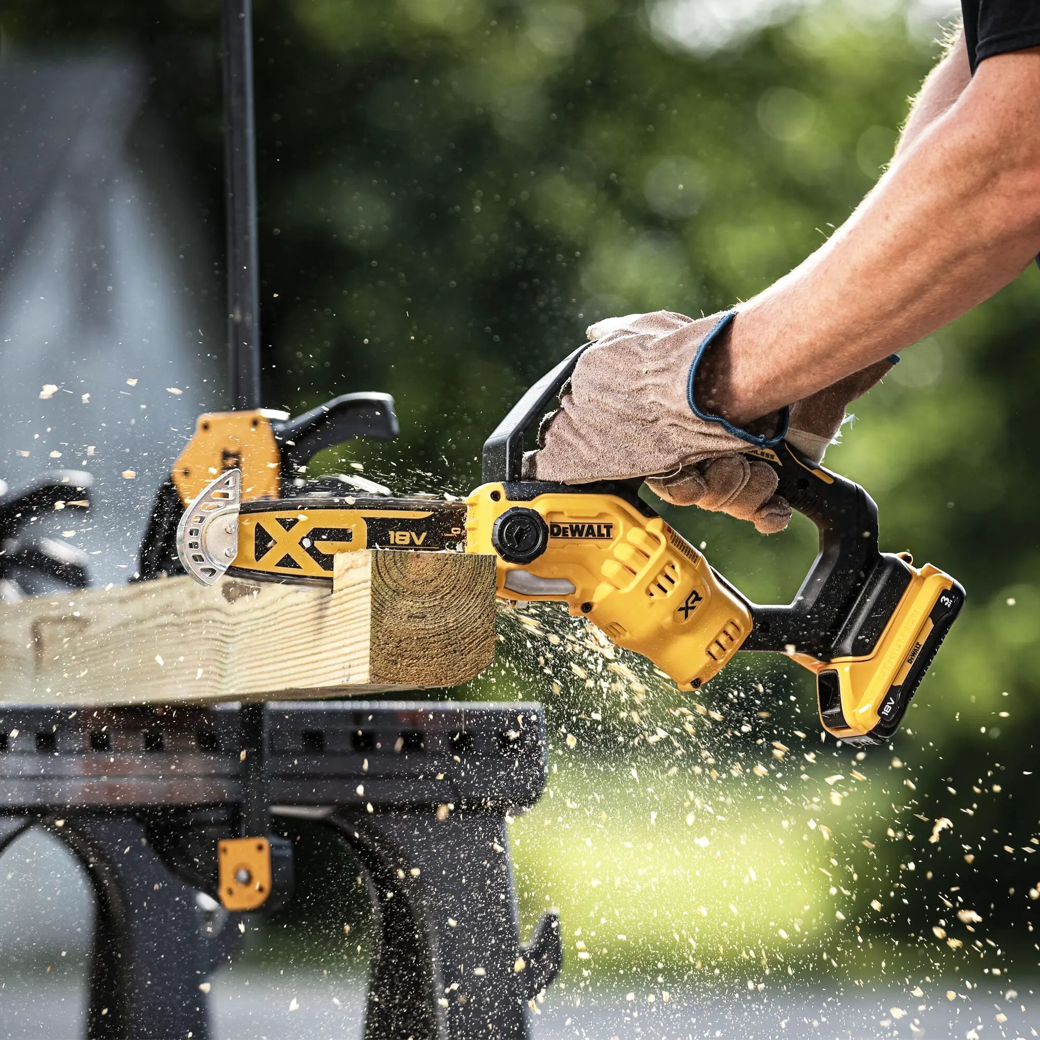 Astsäge Dewalt DCMPS520P1-QW 18V 5Ah