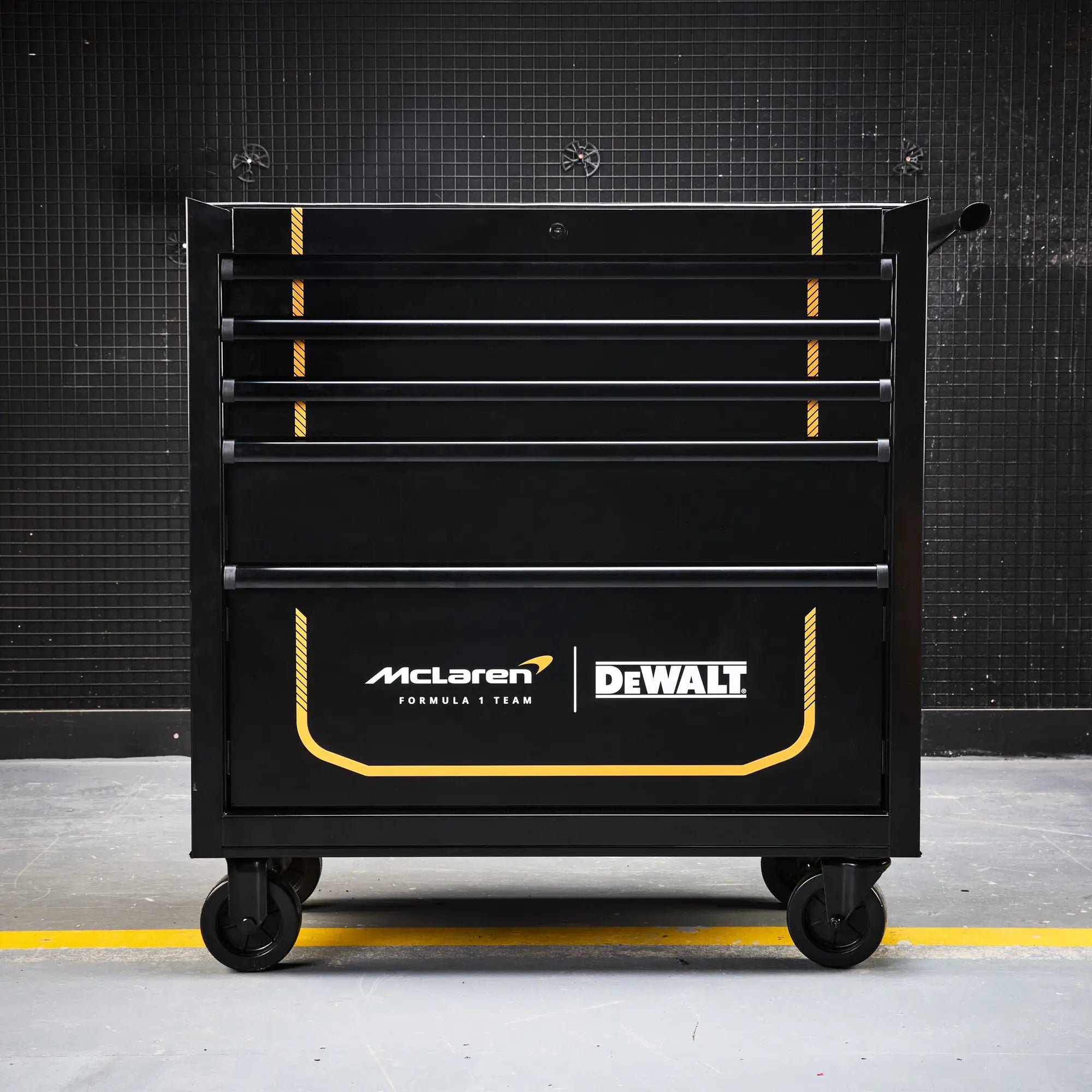 Werkzeugwagen Dewalt McLaren DWST98236-1