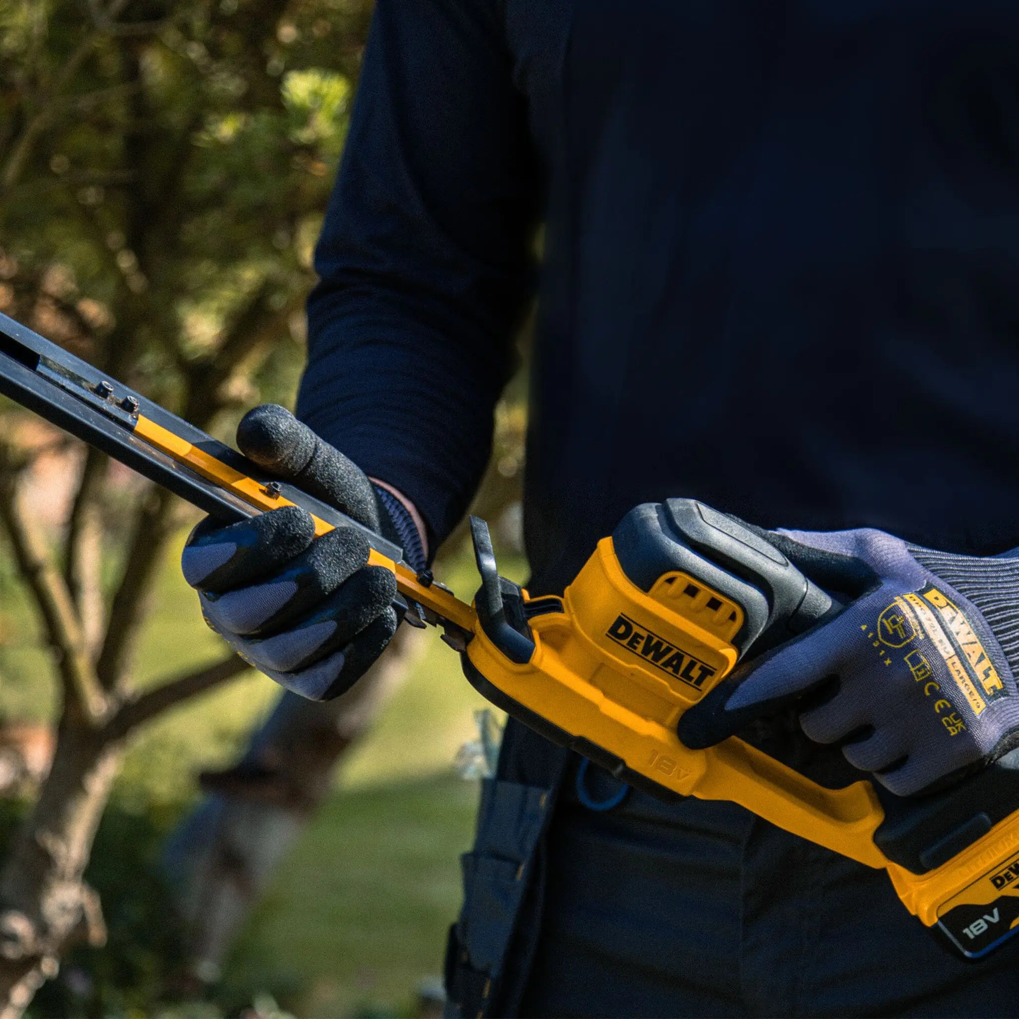 Heckenschere Dewalt DCMHT520D1-QW 18V 2Ah