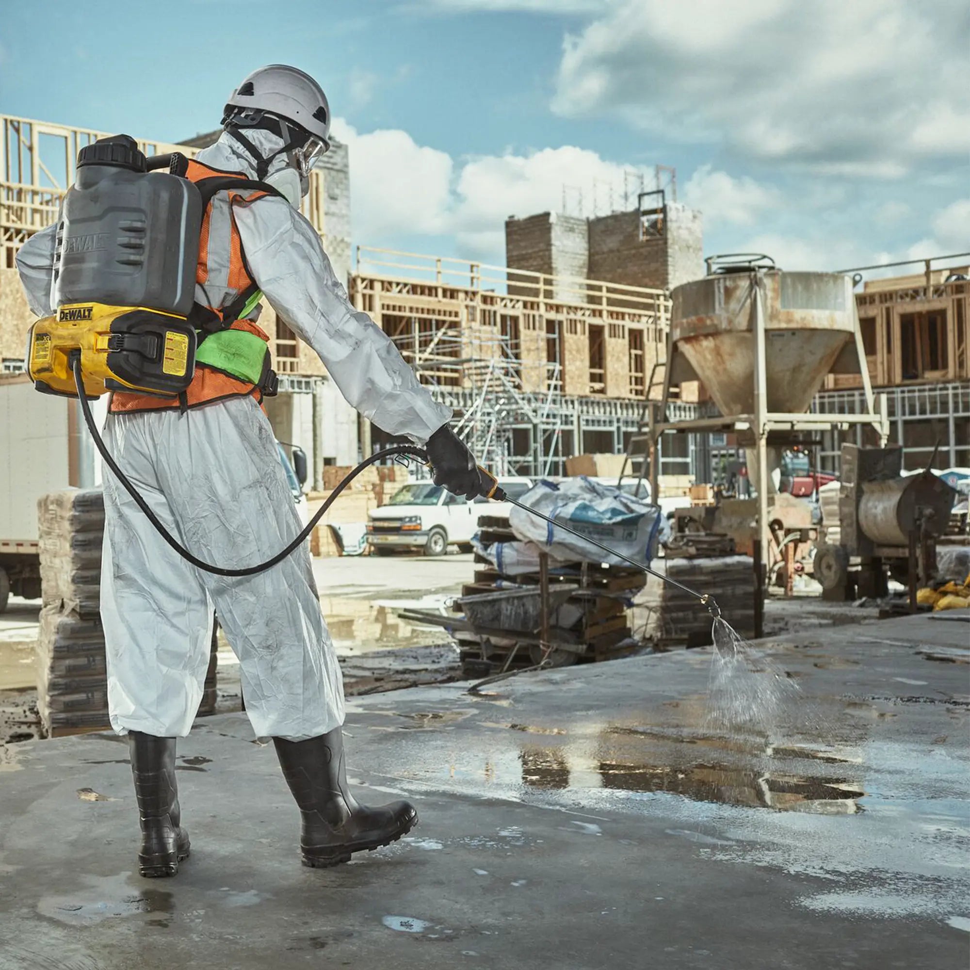 Sprühgerät Dewalt DCCS1100N-XJ 18V