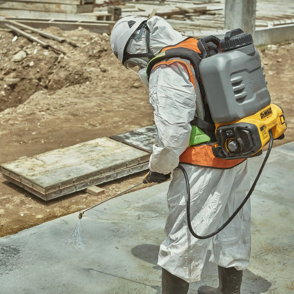 Sprühgerät Dewalt DCCS1100N-XJ 18V