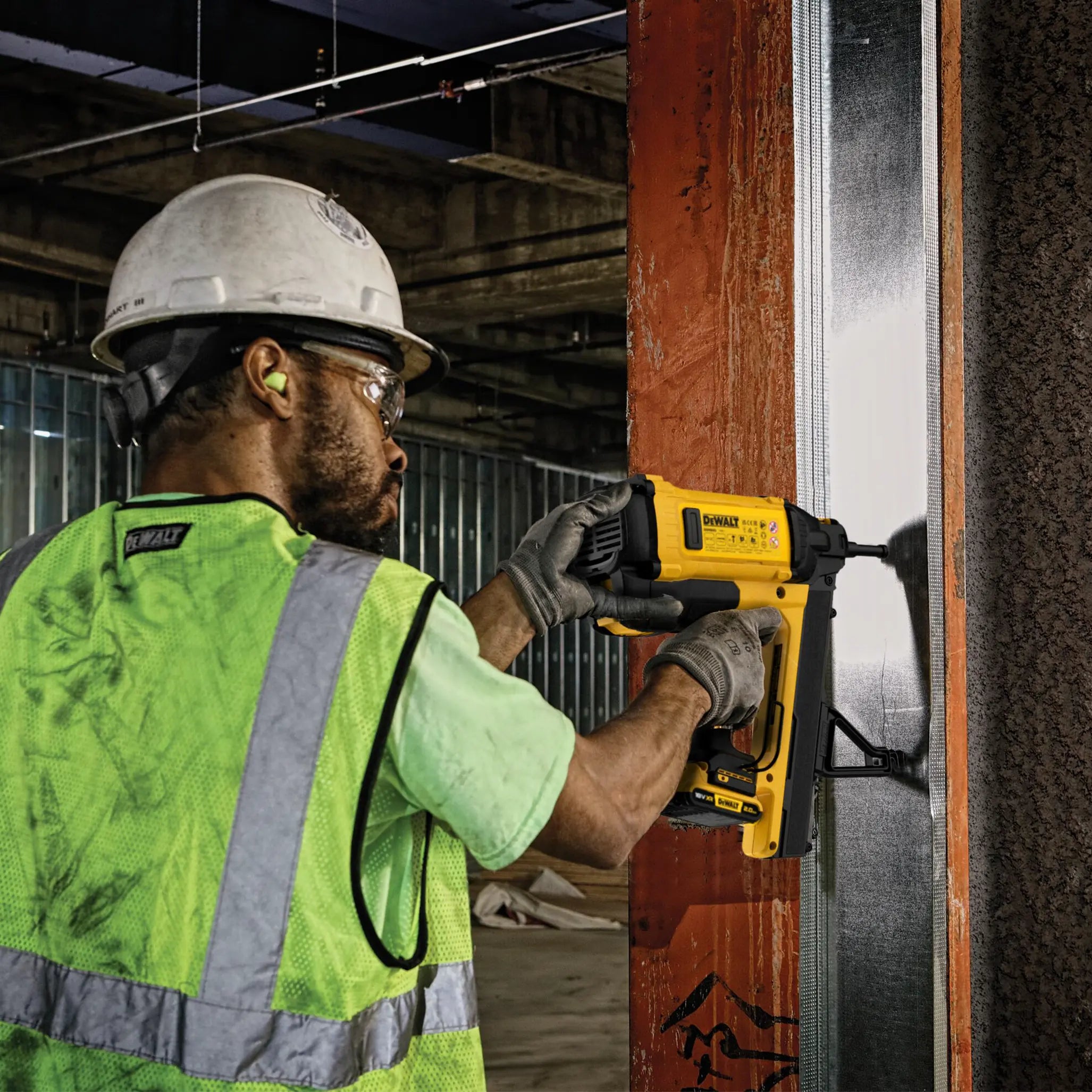 Gasnagler Dewalt DGN845D1-QW 18V 5Ah