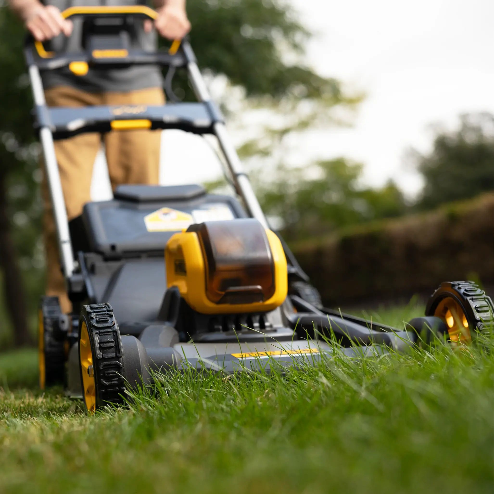 Schieberasenmäher Dewalt DCMWP500N-XJ 54V