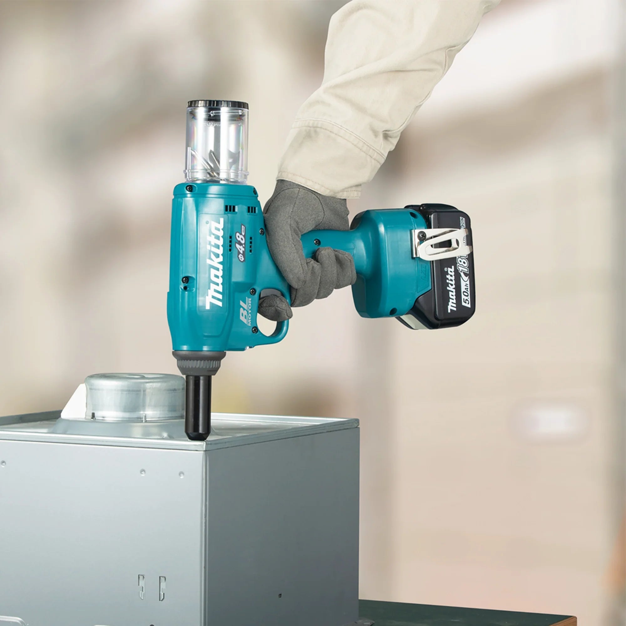 Nietmaschine Makita DRV150RTJ 18 V 5 Ah