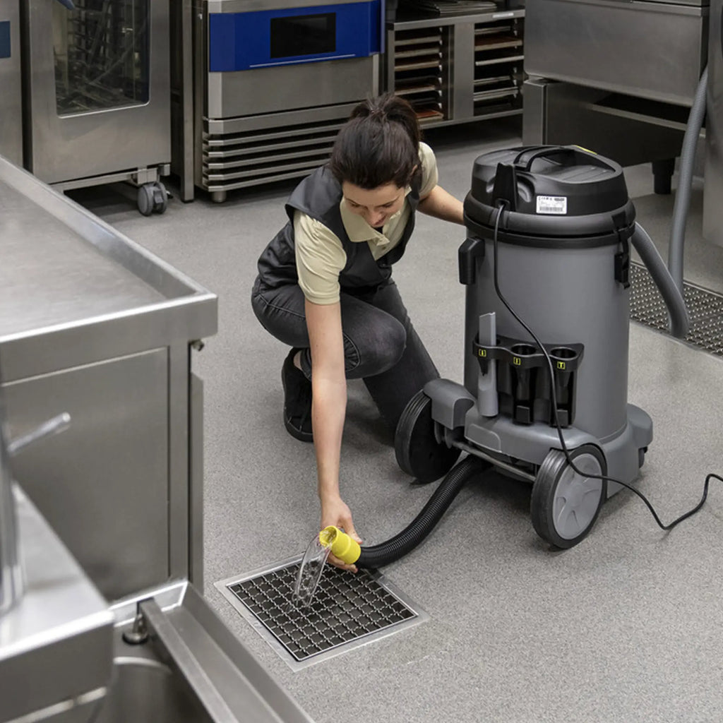 Karcher NT 48/1 1380W Fest-Flüssig-Staubsauger