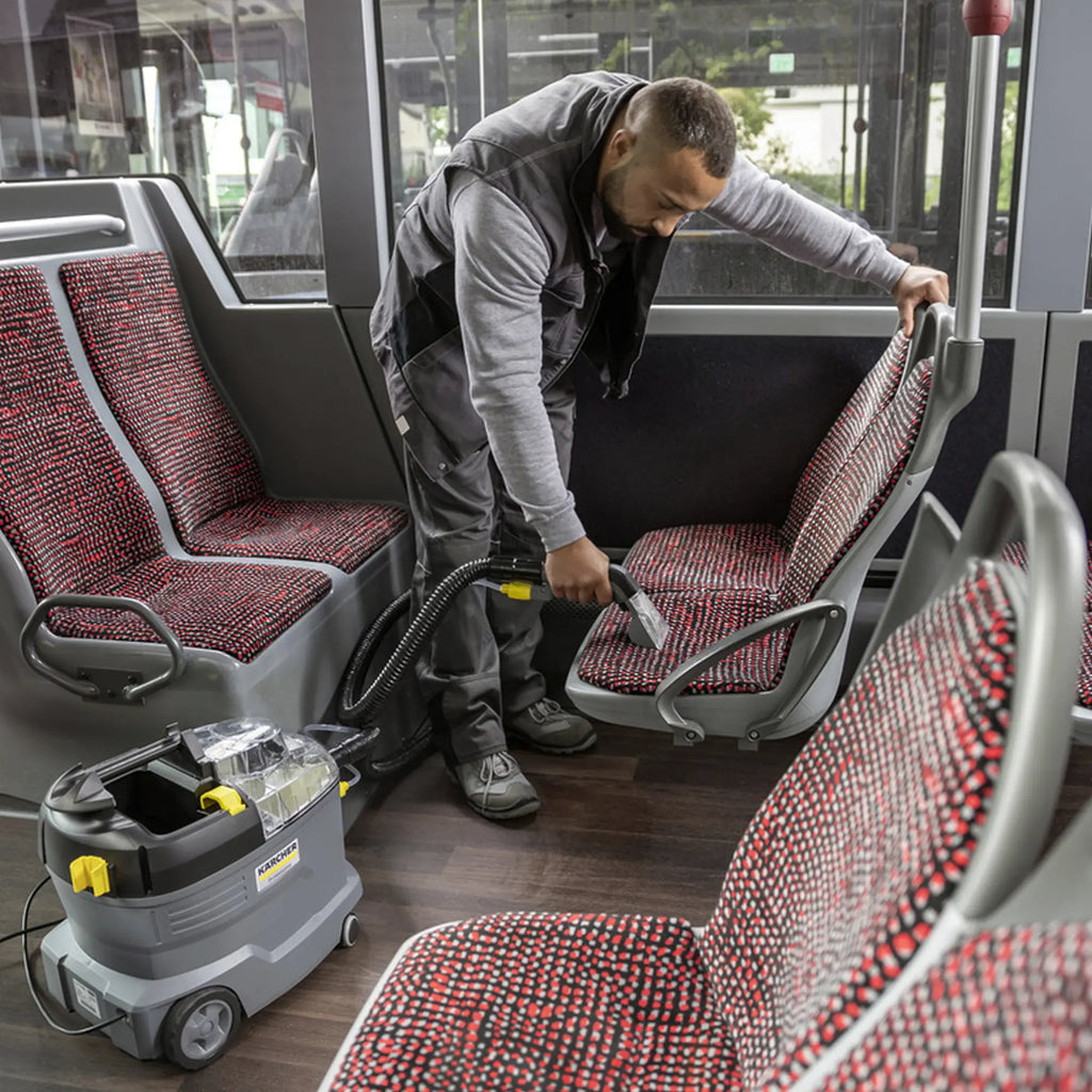 Karcher Puzzi 8/1 Absaugspray