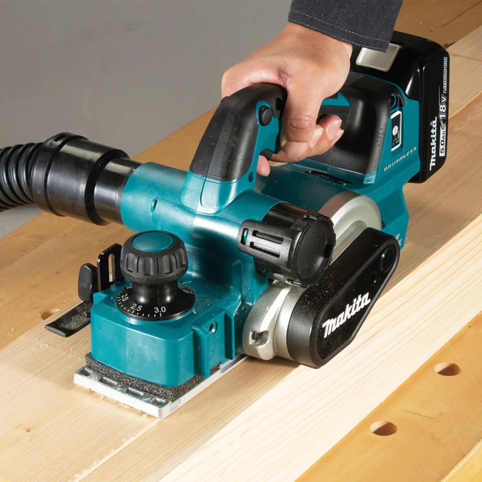 Flugzeug Makita DKP181RTJ 18 V 5 Ah