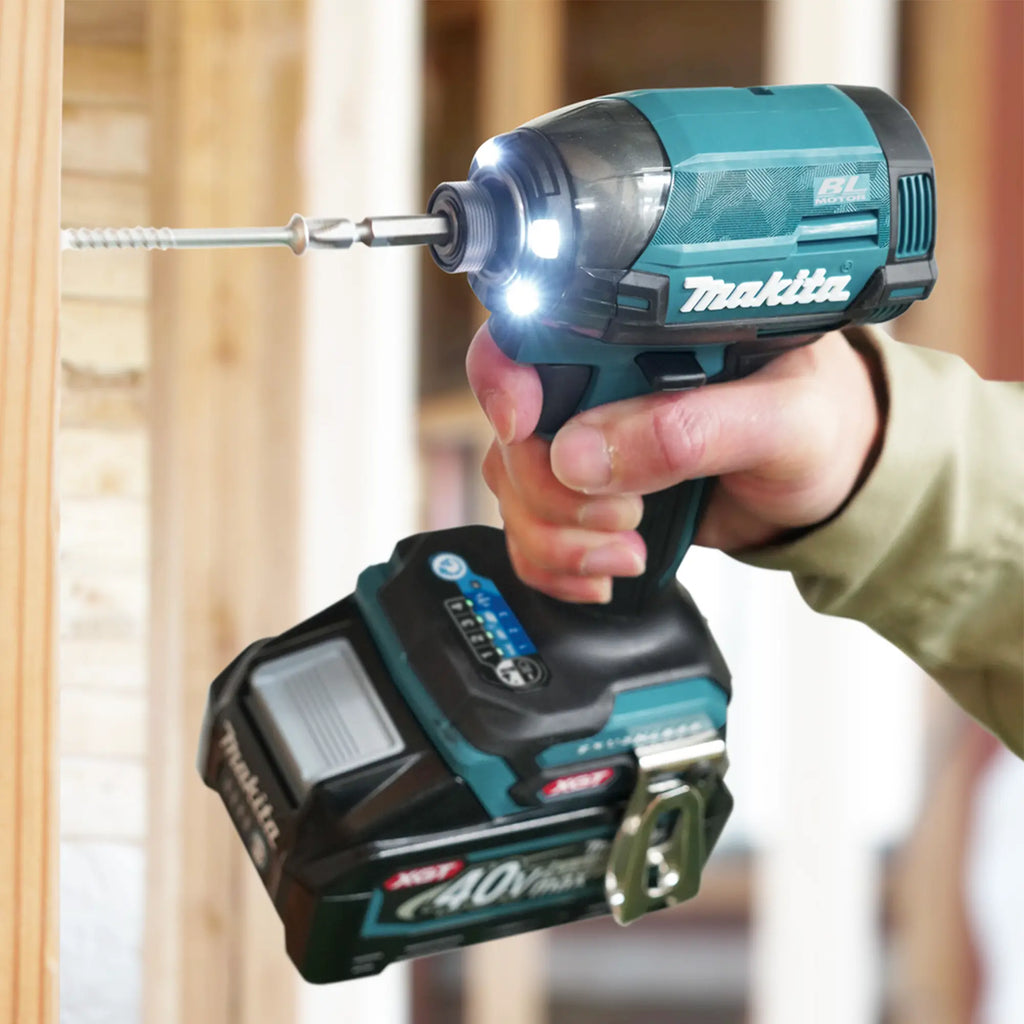 Schraubendreher Makita TD002GD201 40V 2,5Ah