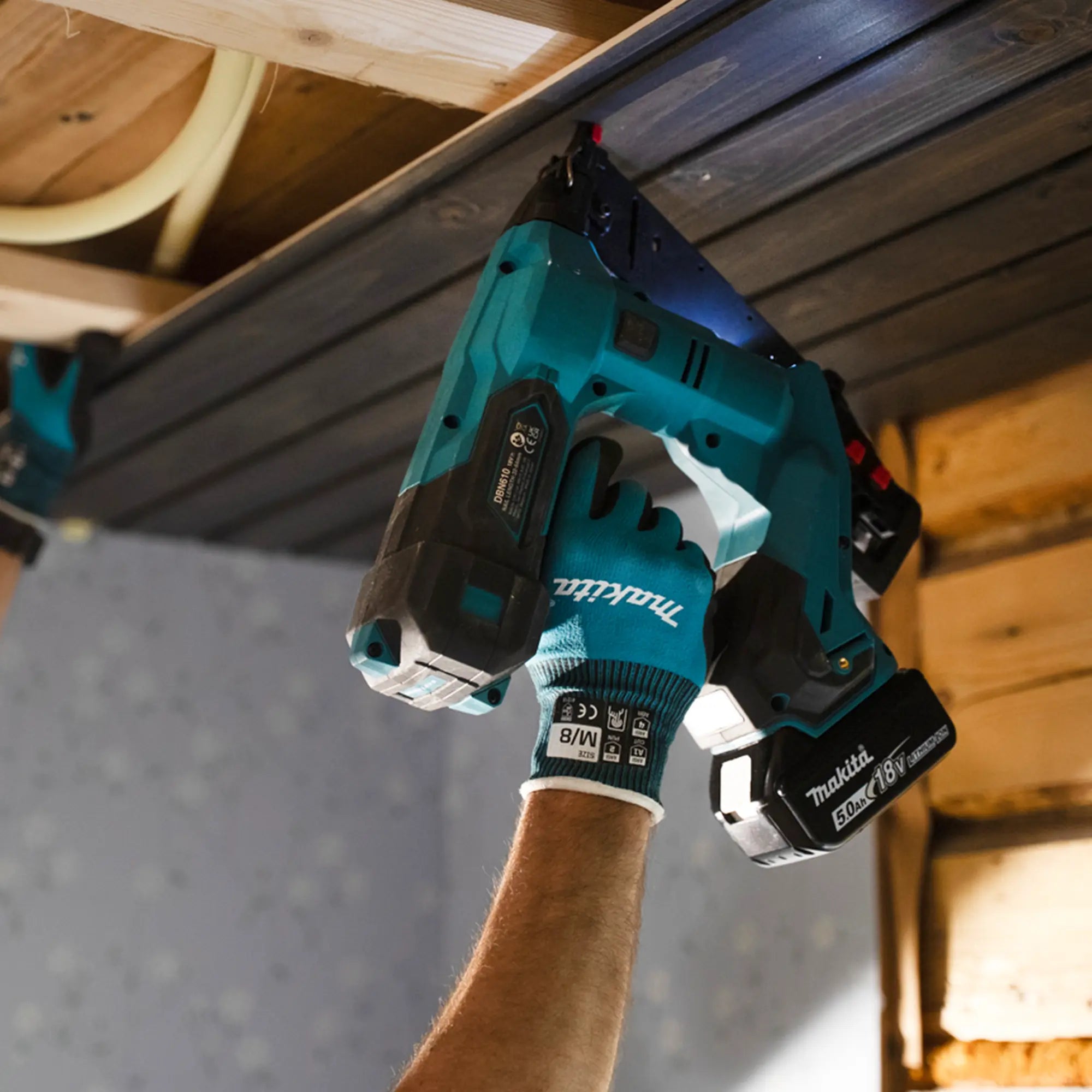 Nagler Makita DBN610ZJ 18 V