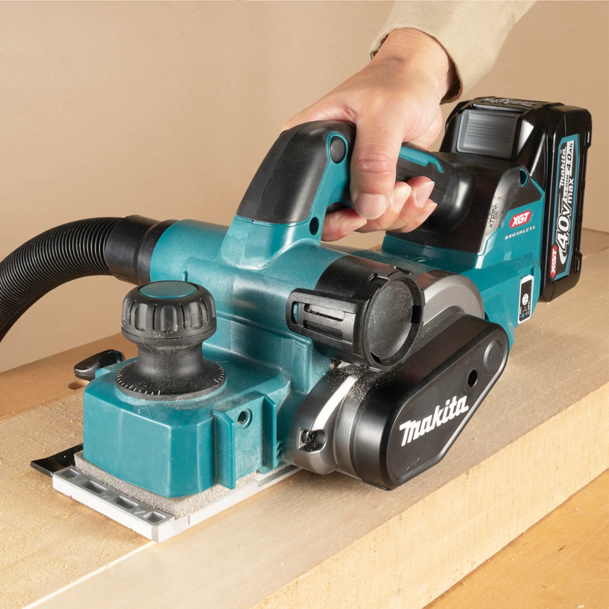 Flugzeug Makita KP001GM202 40V 4Ah