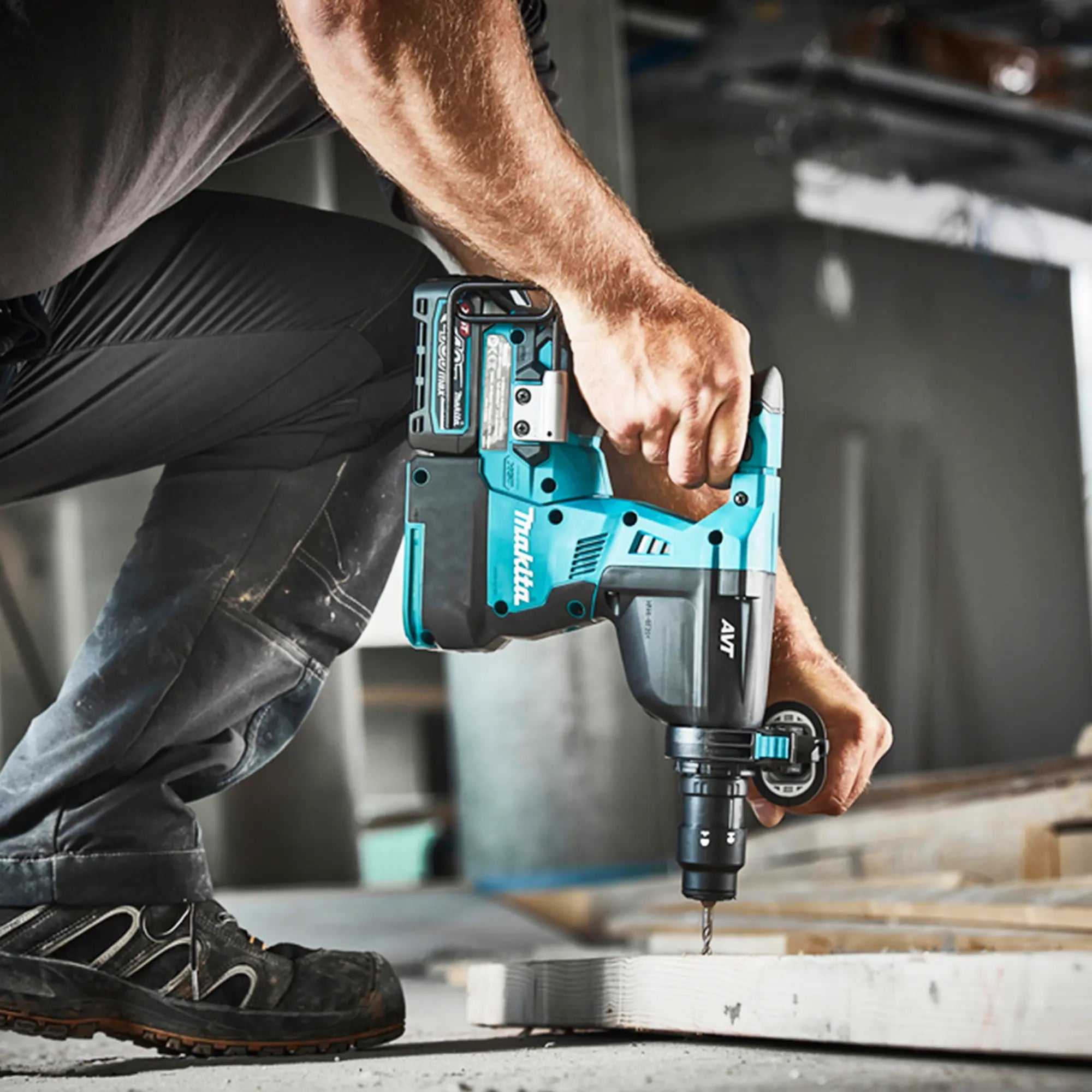 Bohrhammer Makita HR002GM202 40V 4Ah