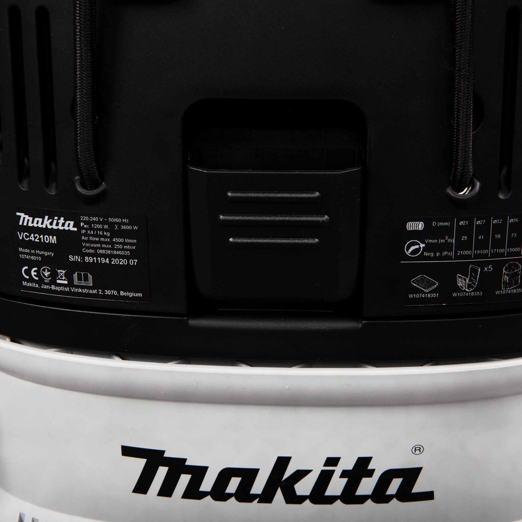 Professioneller Staubsauger Makita VC4210MX 1200W
