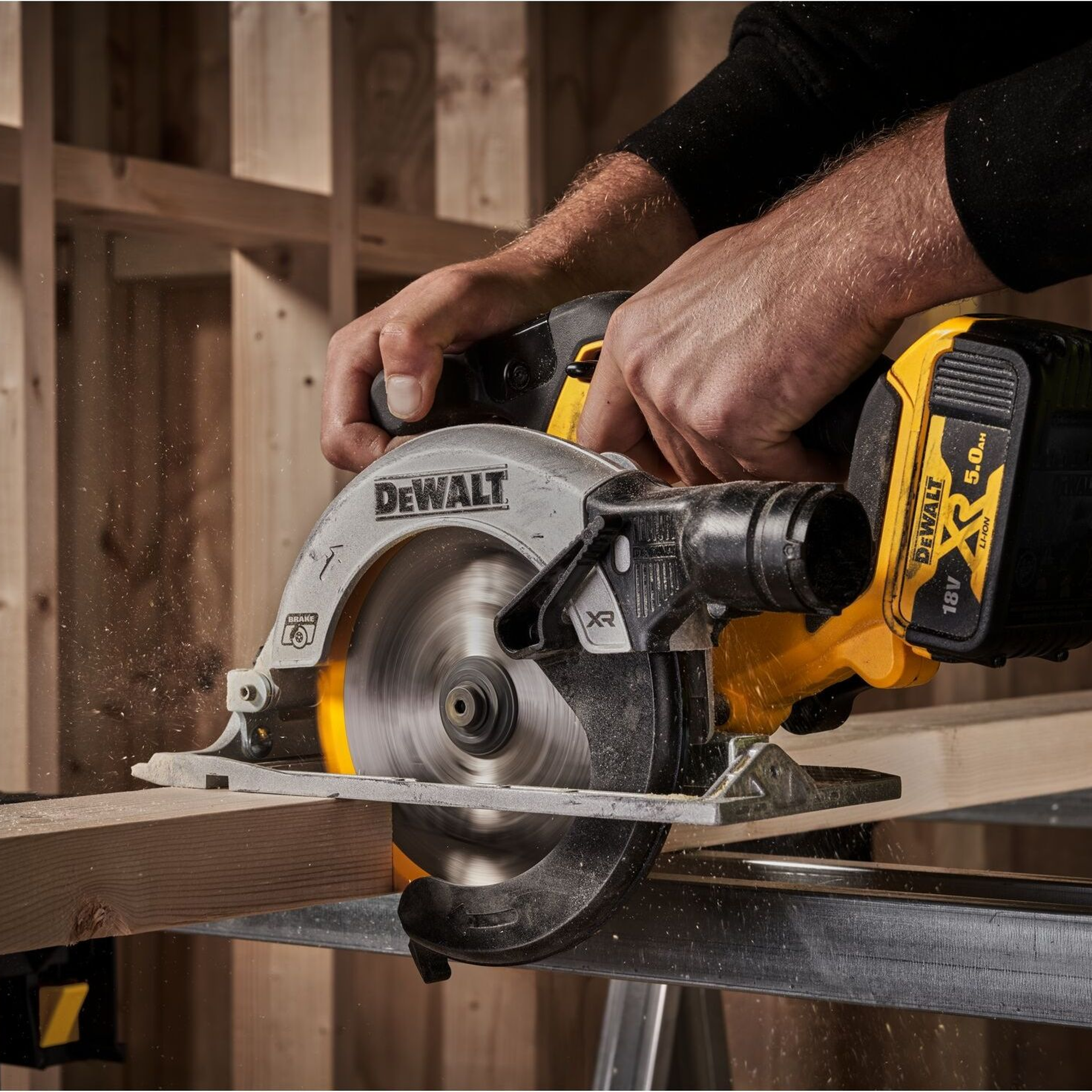 Kreissäge Dewalt DCS565P2-QW 18V 5Ah