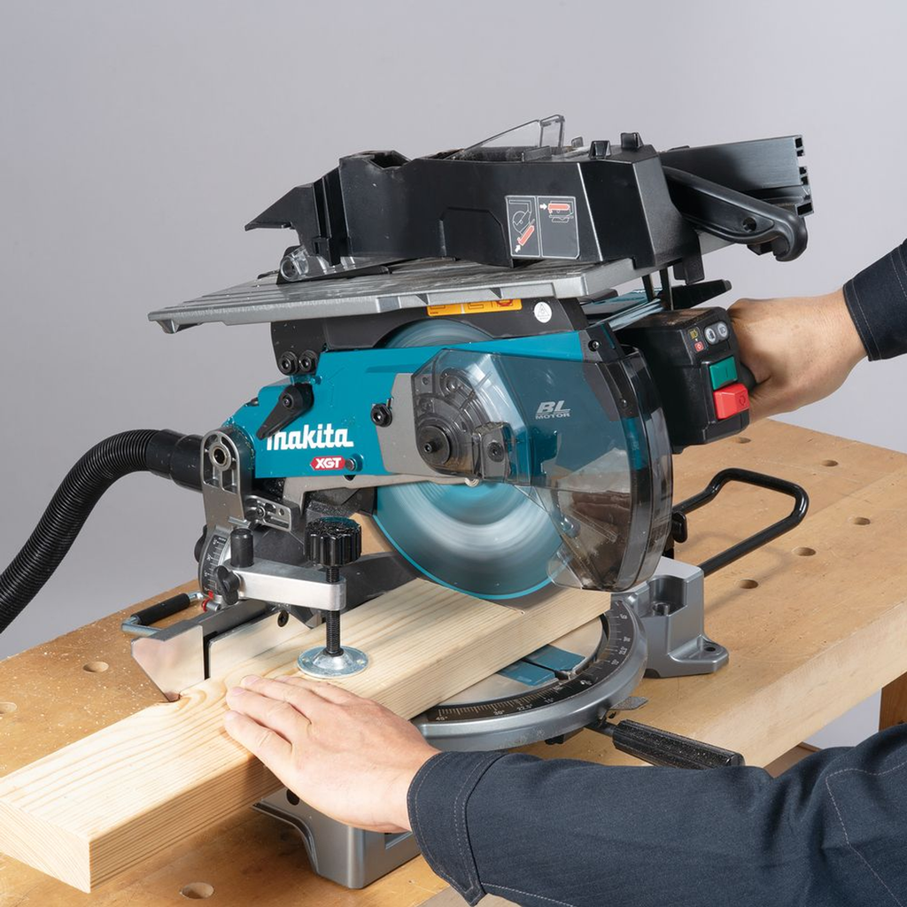 Tischkreissäge Makita LH001GZ 40V
