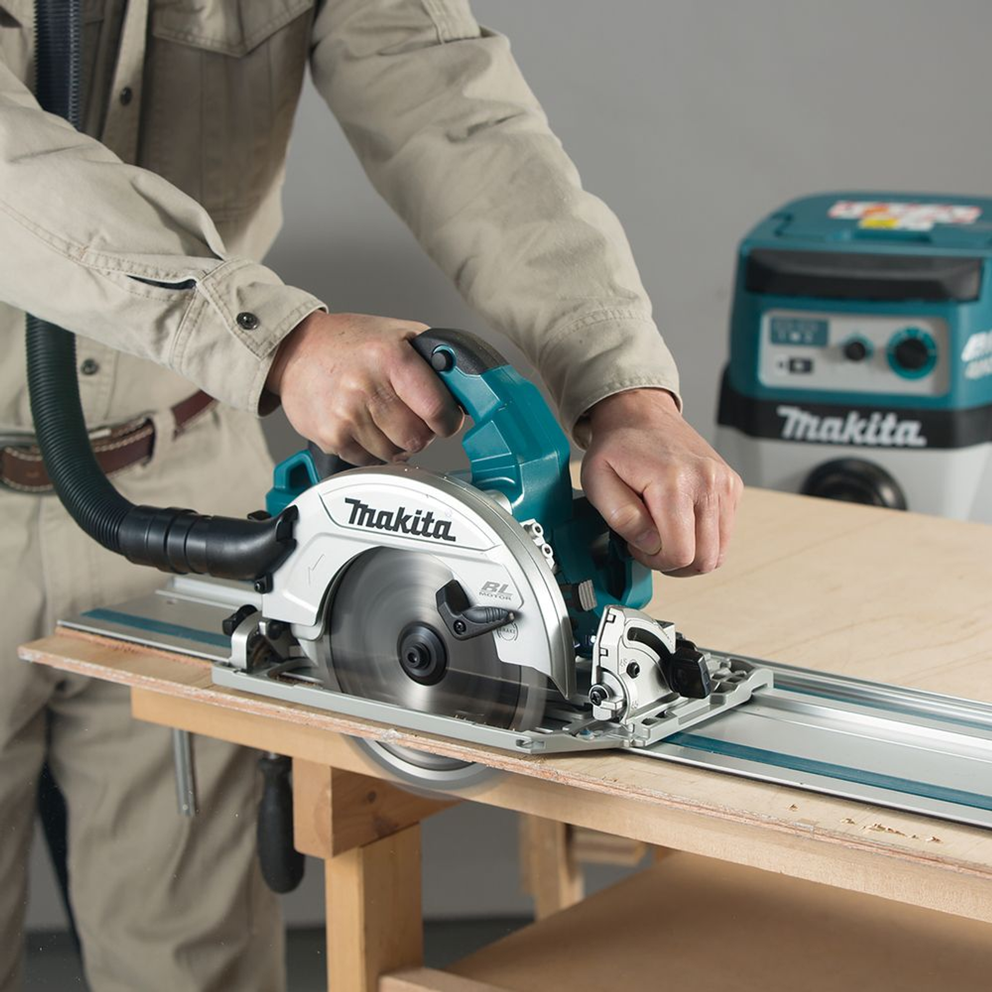 Kreissäge Makita DHS783ZJU 18Vx2