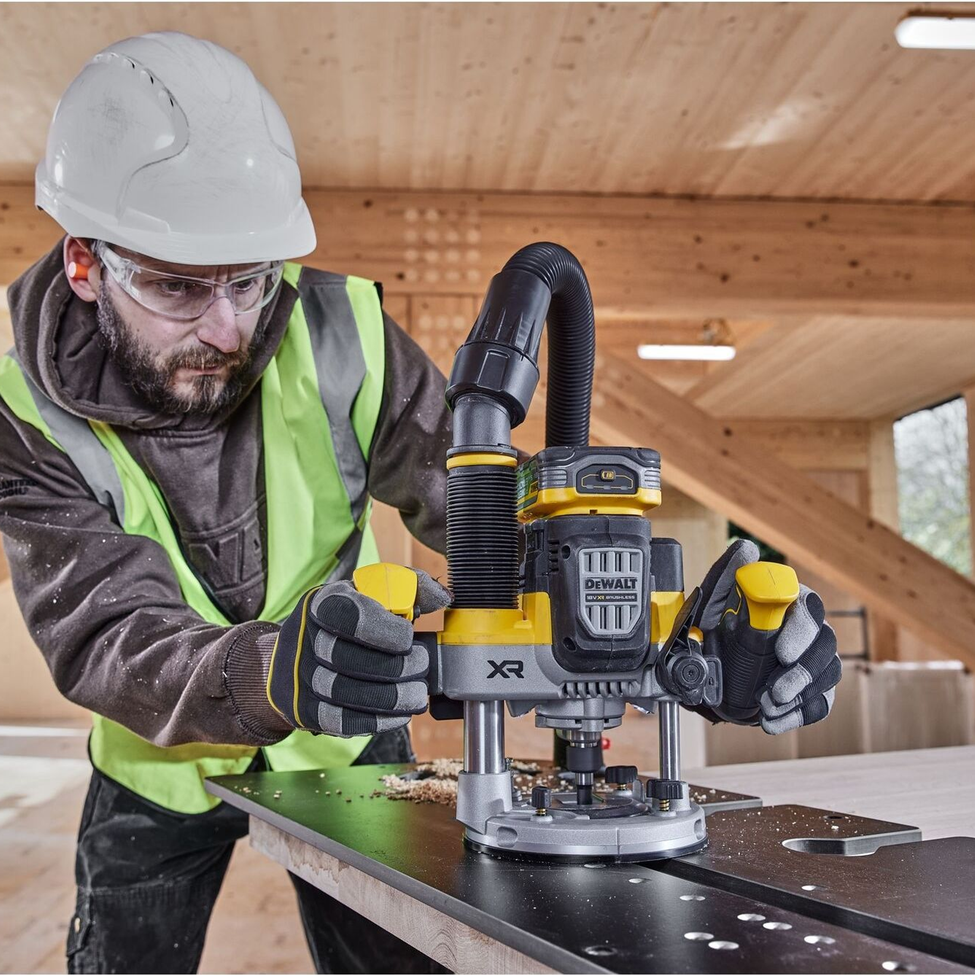 Elektrische Fräsmaschine Dewalt DCW620NT-XJ 18V