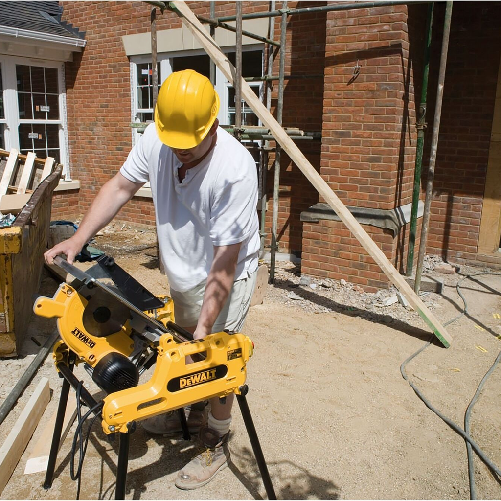 Kombinierte Säge Dewalt DW743N-QS 250mm 1550W