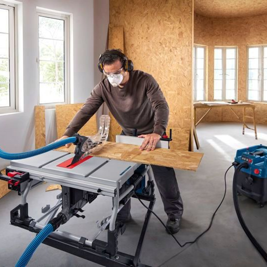 Sägebank Bosch Professioneller GTS100-254 PRO 2200W