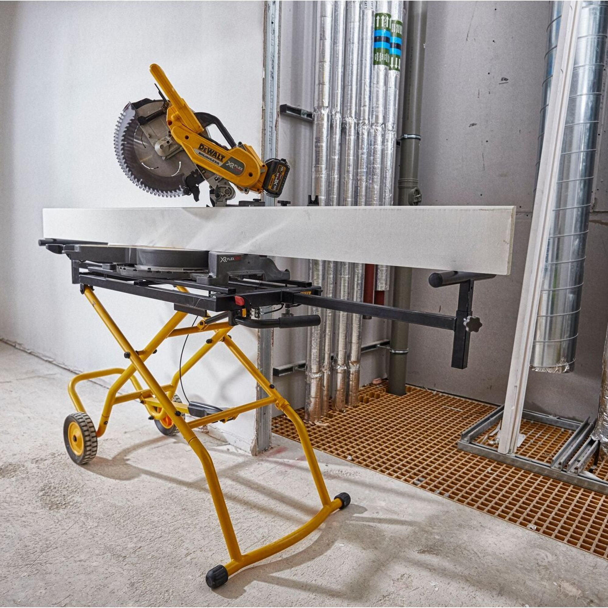 Drehbare Staffelei Dewalt DE7260-XJ für Gehrungssäge