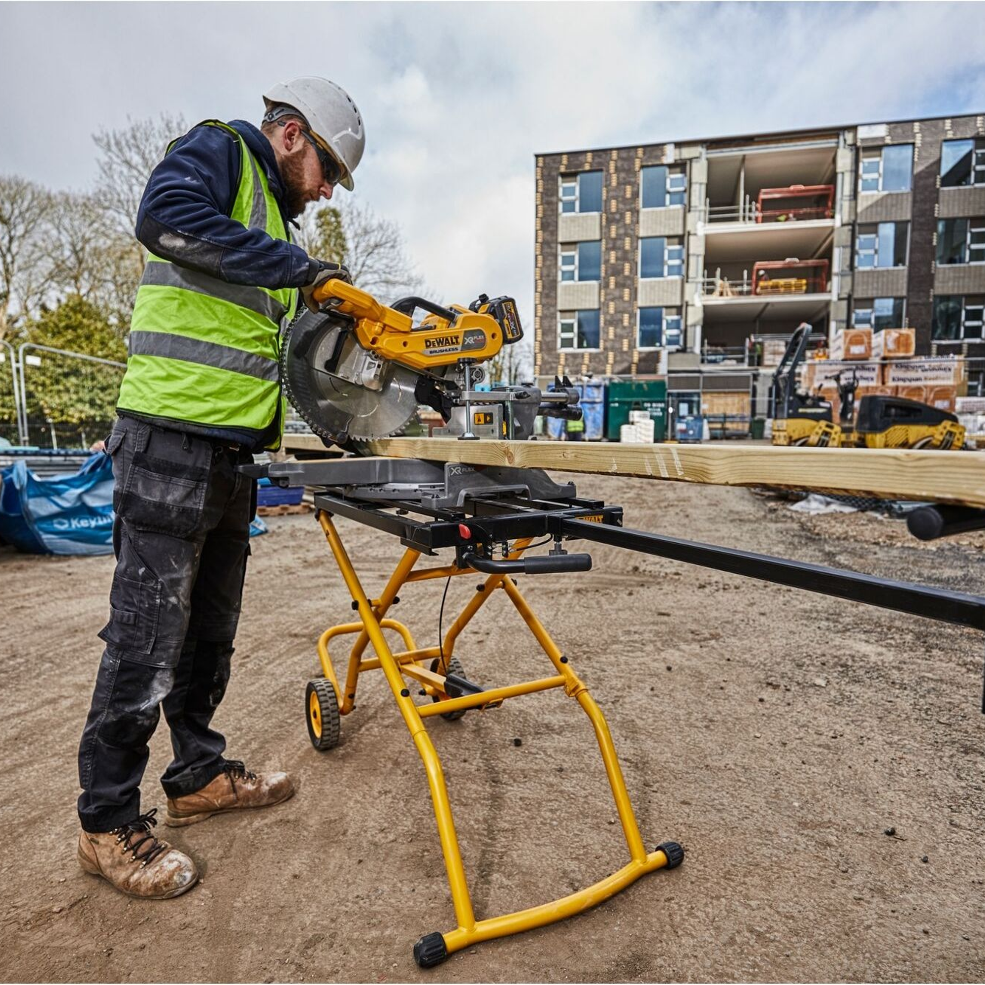 Drehbare Staffelei Dewalt DE7260-XJ für Gehrungssäge