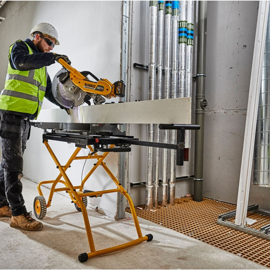 Drehbare Staffelei Dewalt DE7260-XJ für Gehrungssäge