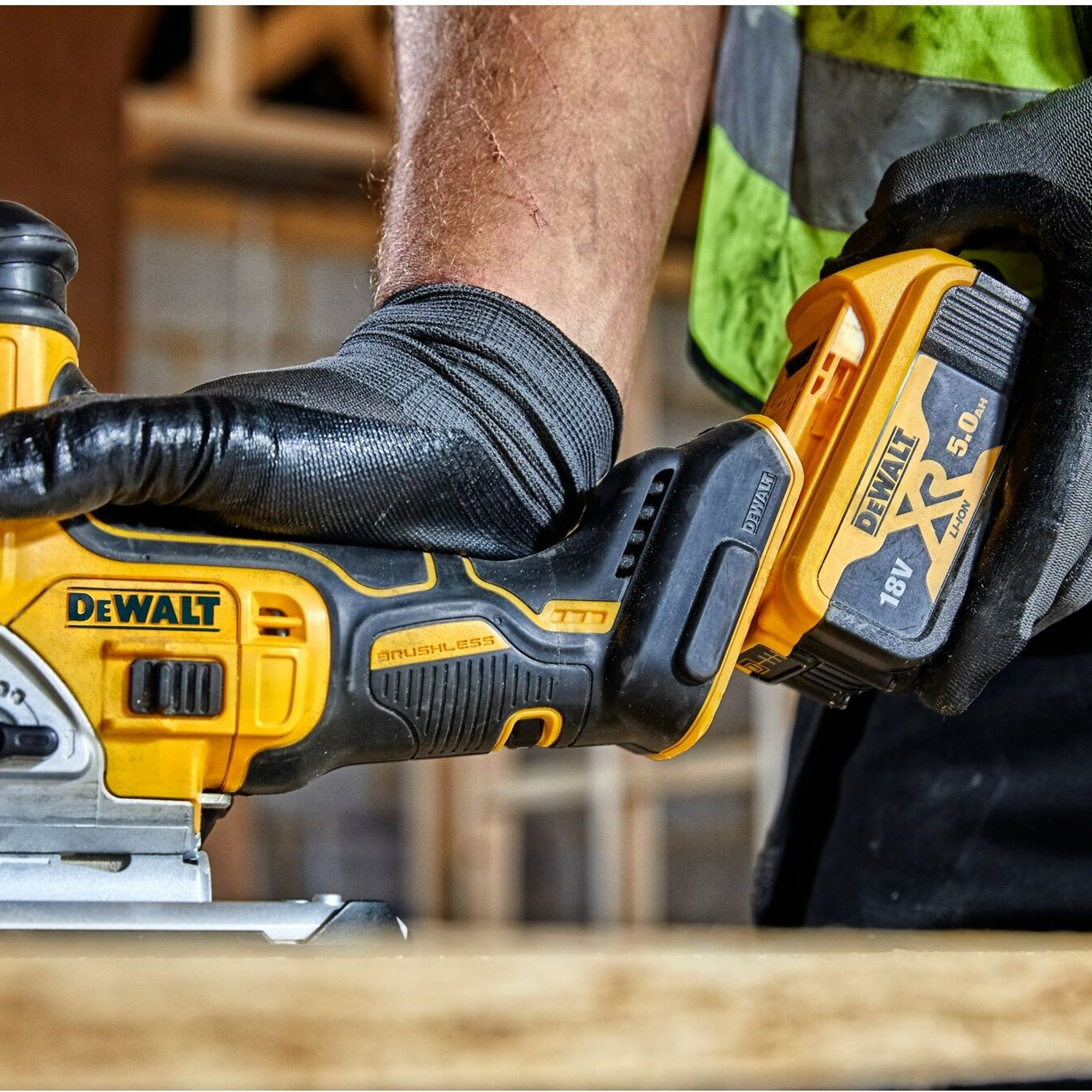 Säbelsäge Dewalt DCS335P2-QW 18V 5Ah