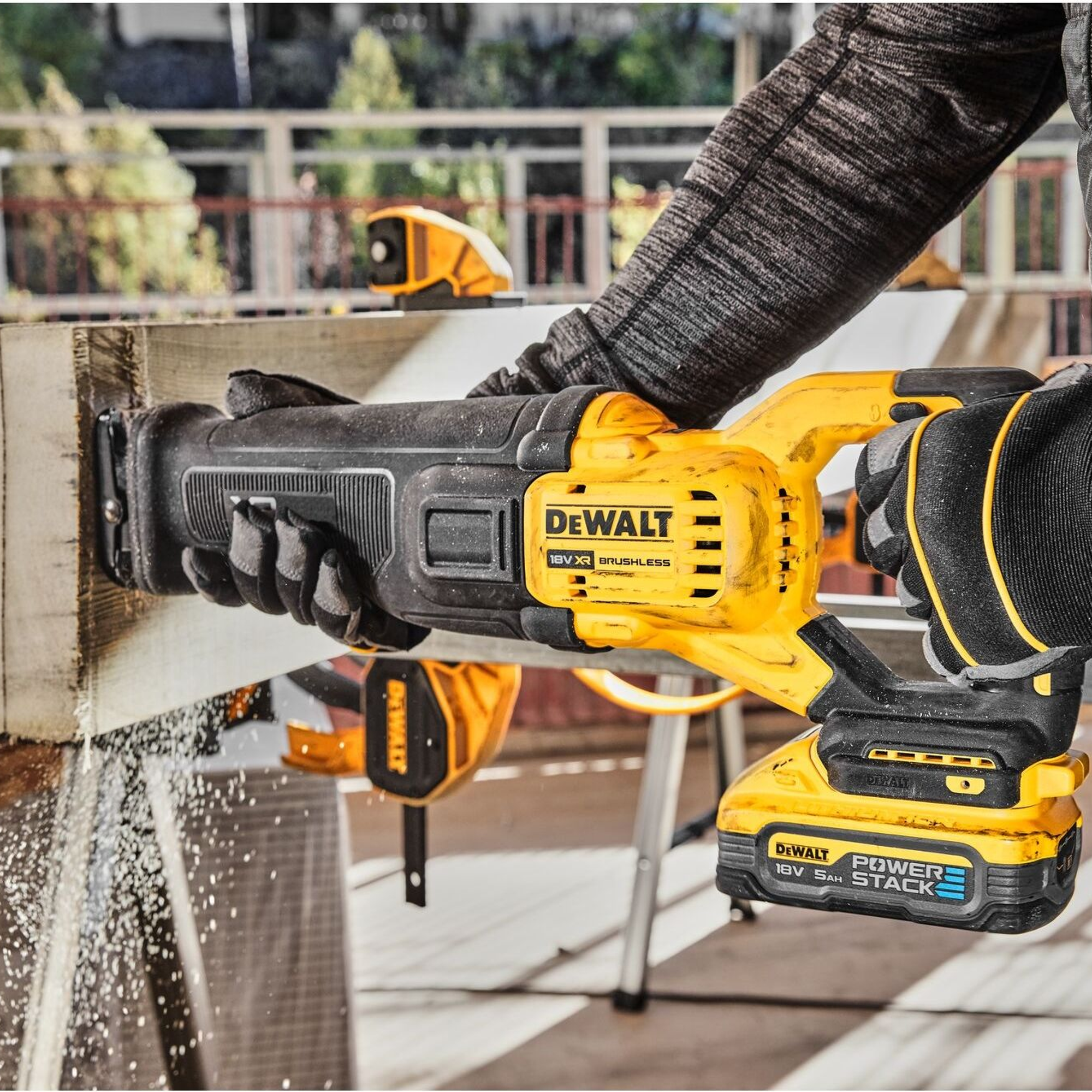 Universalsäge Dewalt DCS386H2T-QW 18V 5Ah Bürstenlos