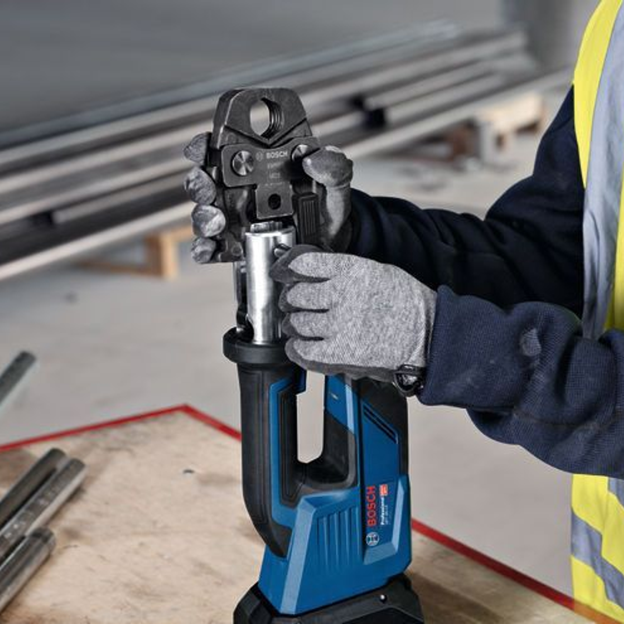 Pressmaschine Bosch GPT 18V-19 TH 18V